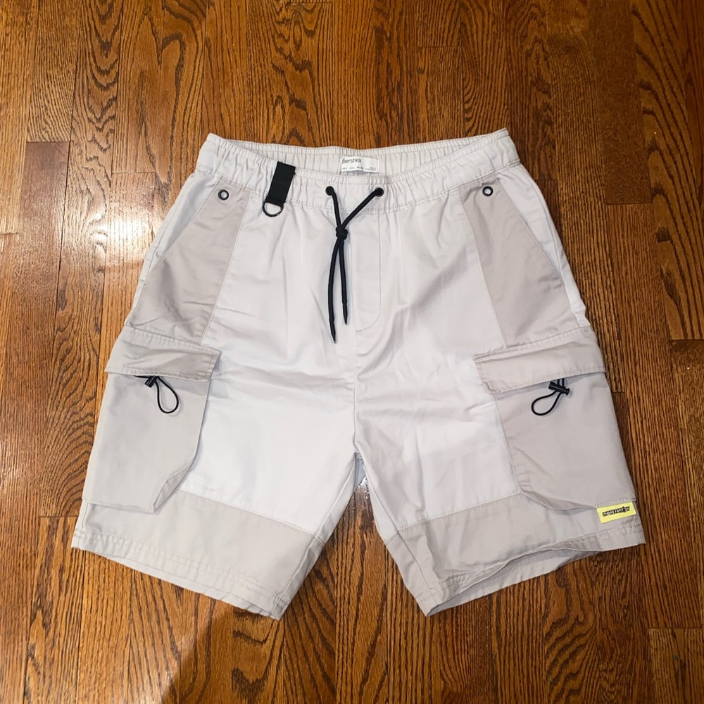 Bershka grey shorts